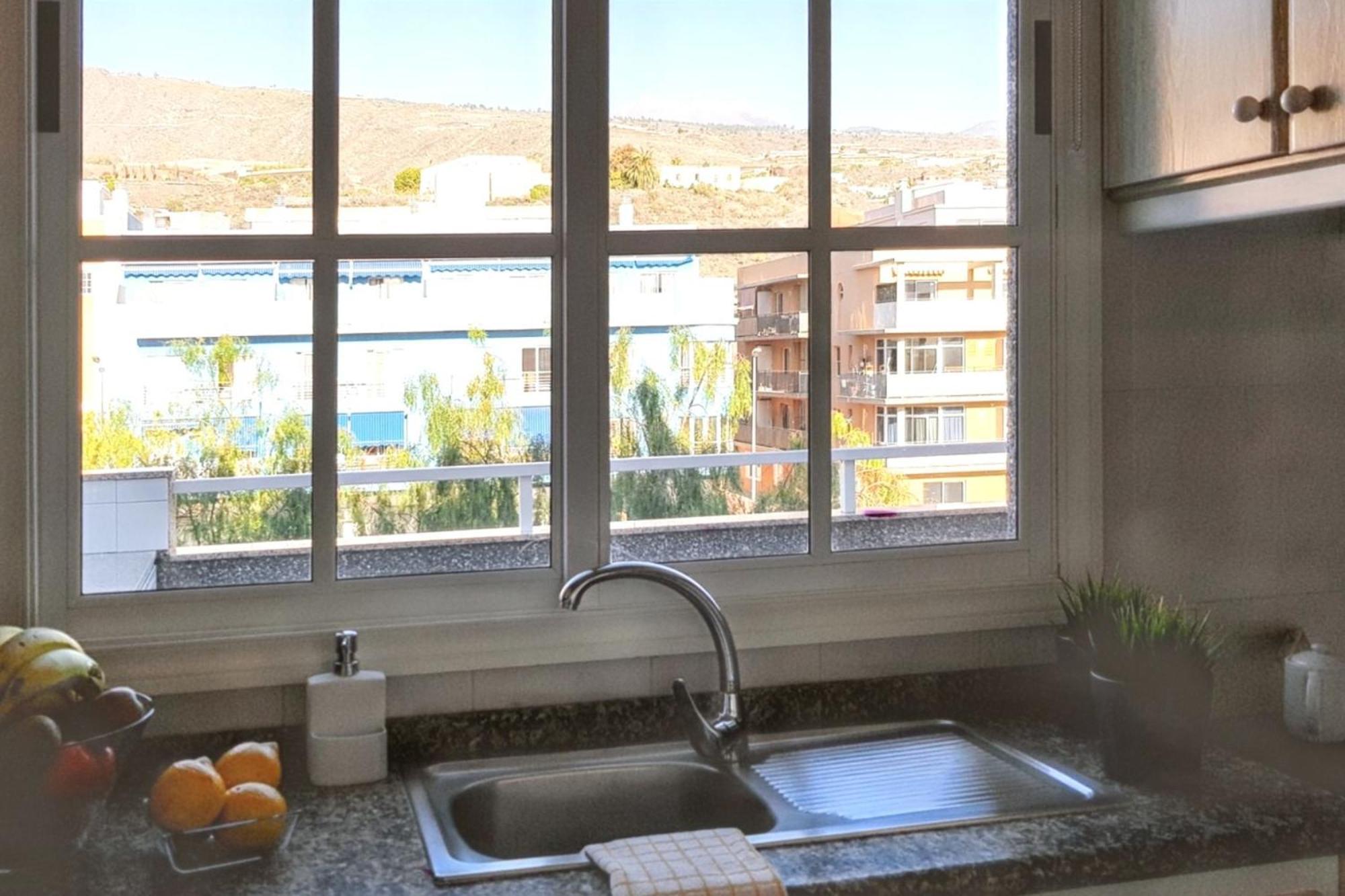 Coastal Terrace Apartment: 2BR with Wi-Fi near Puerto de Santiago Beach Exterior photo